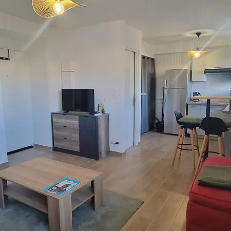 Charming Near The Beaches In Saint-raphael *